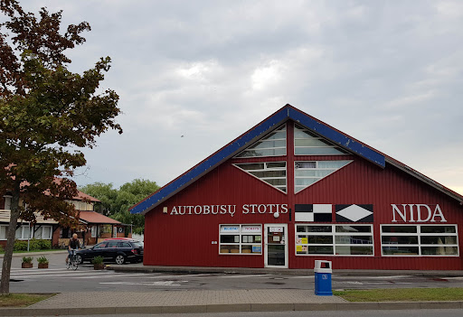 Nidos autobusų stotis, Kautra