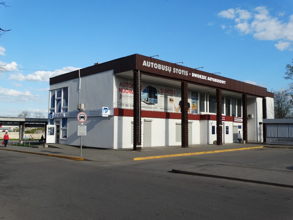 Šalčininkų autobusų stotis – tvarkinga ir patogi kelionių vieta